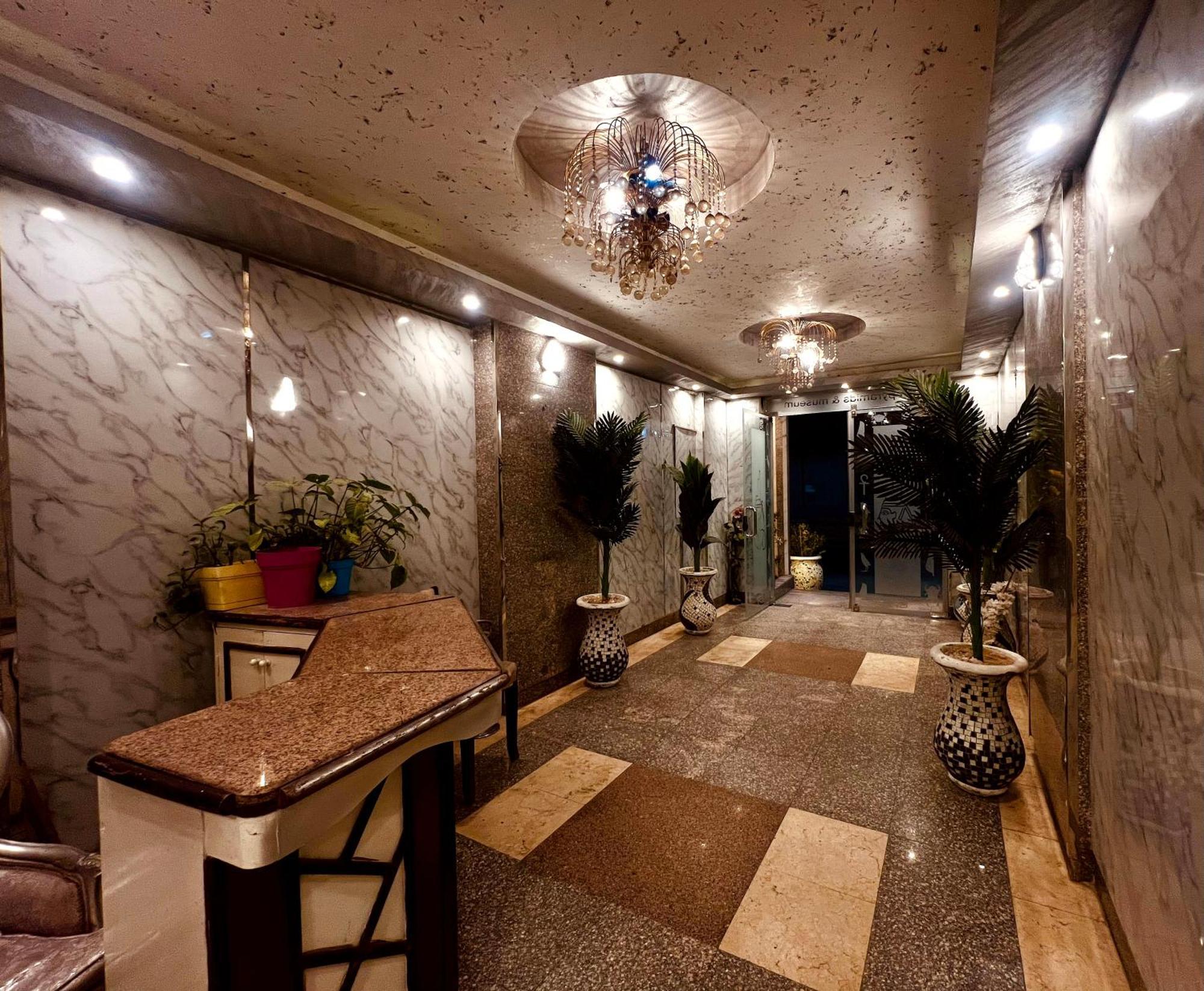 Hotel Grand Pyramids In Giza Exterior foto